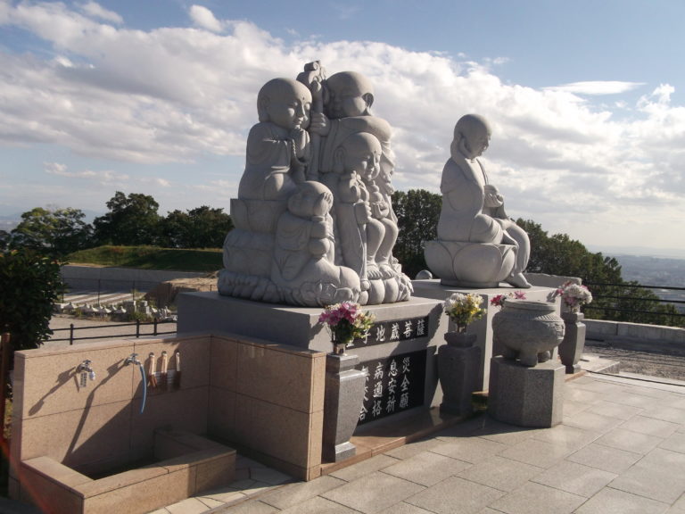 五月山霊園の画像6