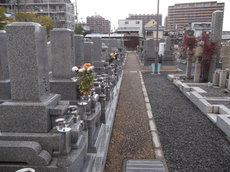 龍華墓地の画像3