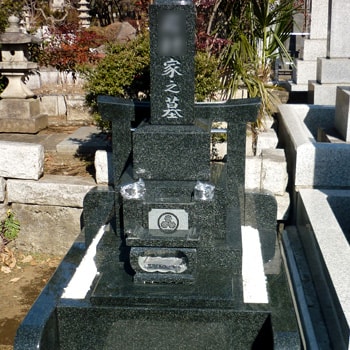 RYO和型墓石の建立例